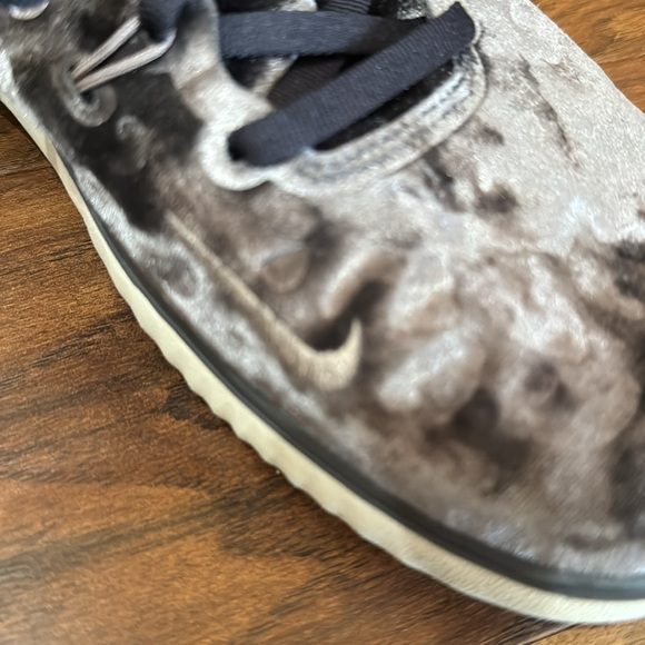 NIKE Free Run 18 Wild Velvet Sneakers Womens 8.5 Oil Gray Mink Brown Cheetah - Picture 4 of 10